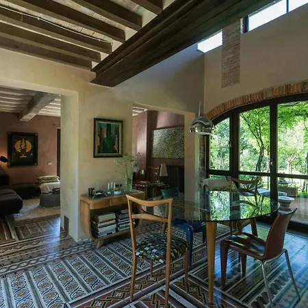 Restored 14th Century Barn In Tuscan Countryside Montevarchi
