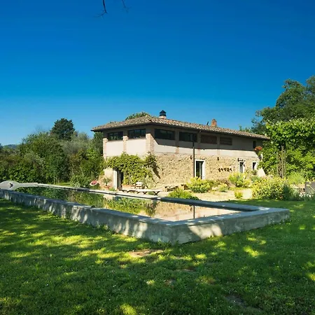 Restored 14th Century Barn In Tuscan Countryside *